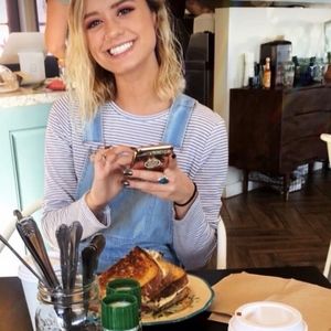 Meet your Posher, Alexa